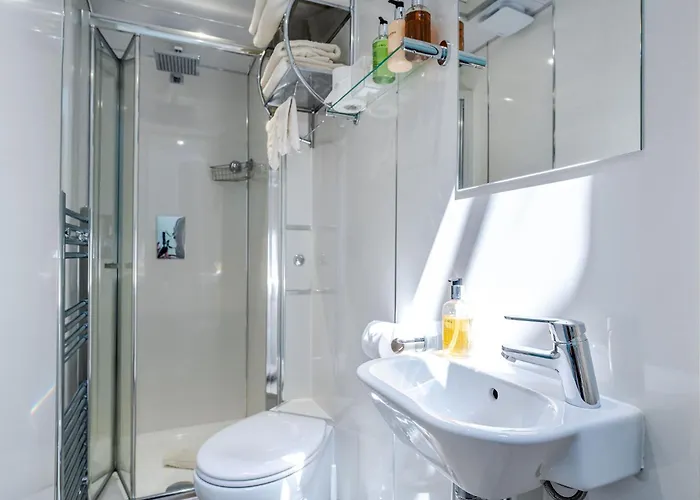 Sherwood Gæstehus 4*