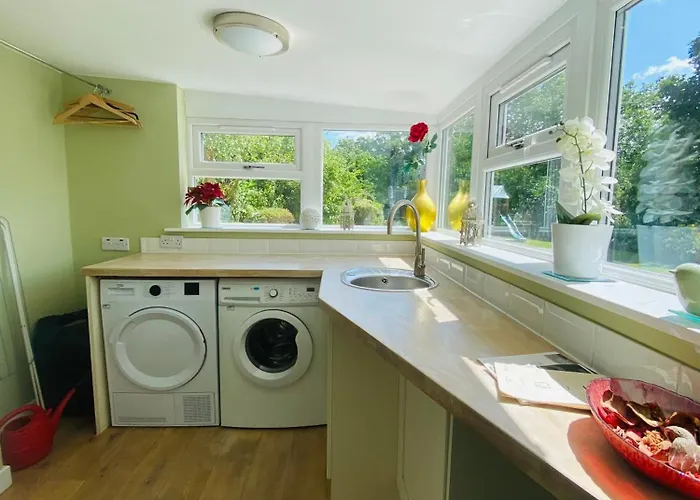 Gorgeous Family 15 Mins From Centre Villa