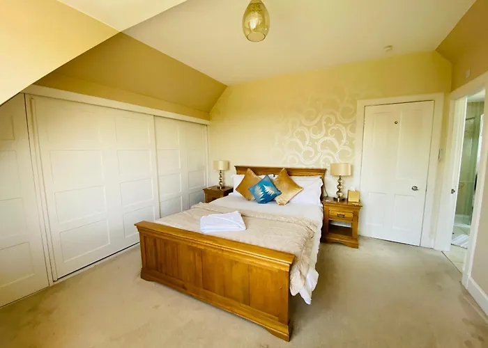 Gorgeous Family 15 Mins From Centre *