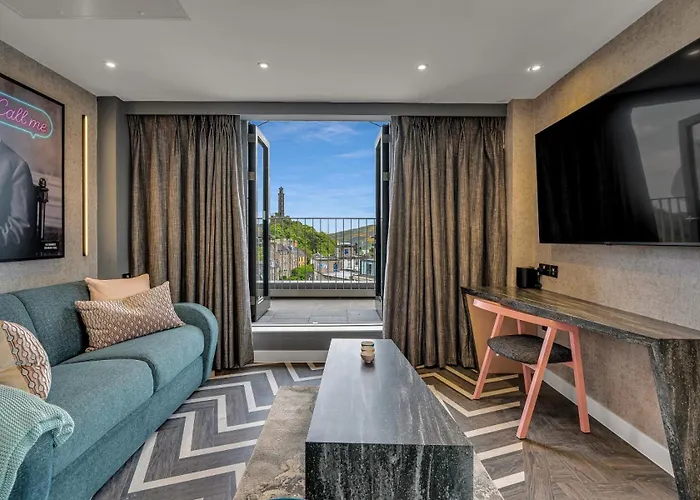 Roomzzz 4* Édimbourg