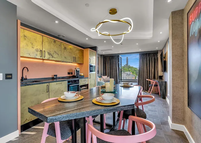 公寓式酒店 Roomzzz 爱丁堡