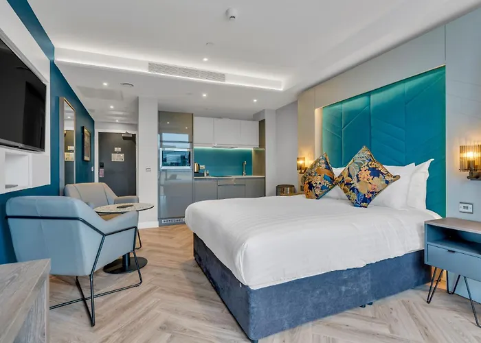Roomzzz 爱丁堡