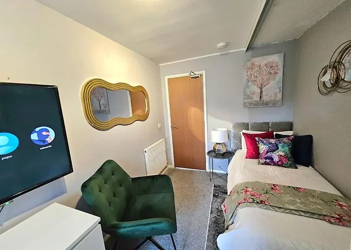 Lovely 3 Bedroom By Sensational Short Lets & Service With 6 Beds Εδιμβούργο