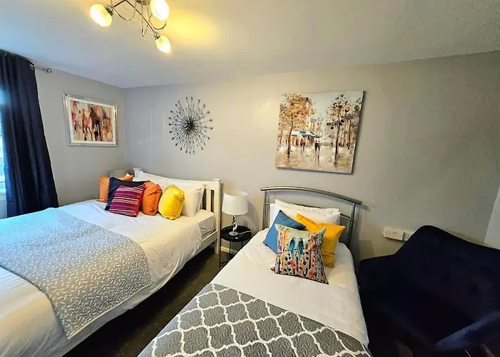 Lovely 3 Bedroom By Sensational Short Lets & Service With 6 Beds * Εδιμβούργο