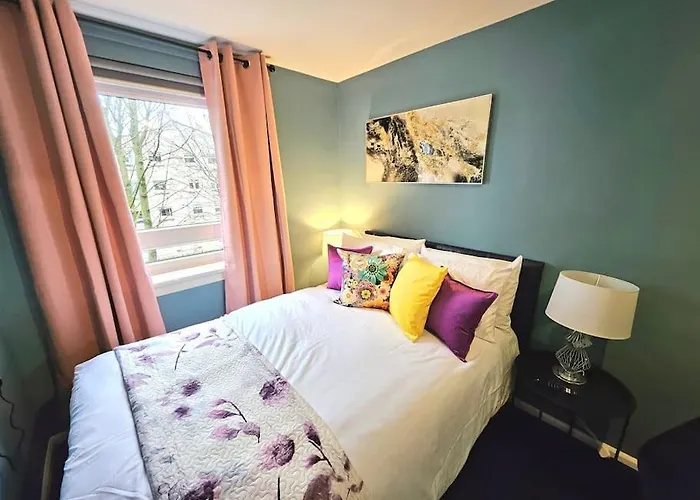 Διαμέρισμα Lovely 3 Bedroom By Sensational Short Lets & Service With 6 Beds