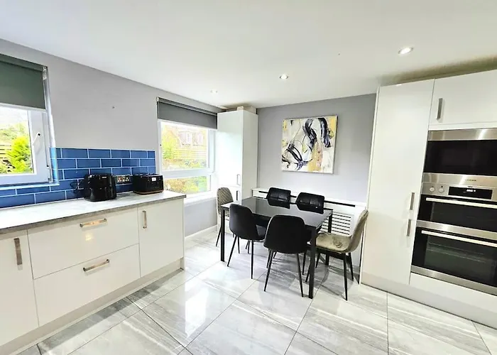Lovely 3 Bedroom By Sensational Short Lets & Service With 6 Beds * Édimbourg