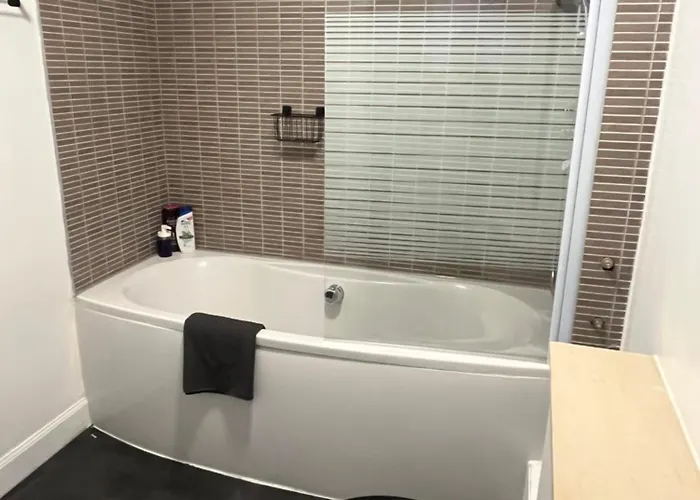 Boyds Entry Flat Old Town