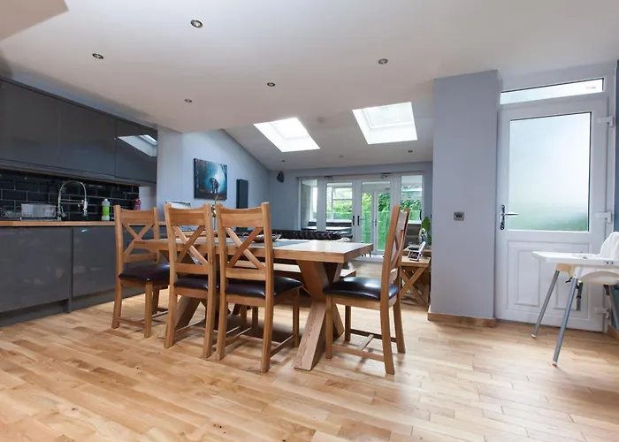 Luxe Arthurs Seat View Townhouse With Hot Tub Apartment