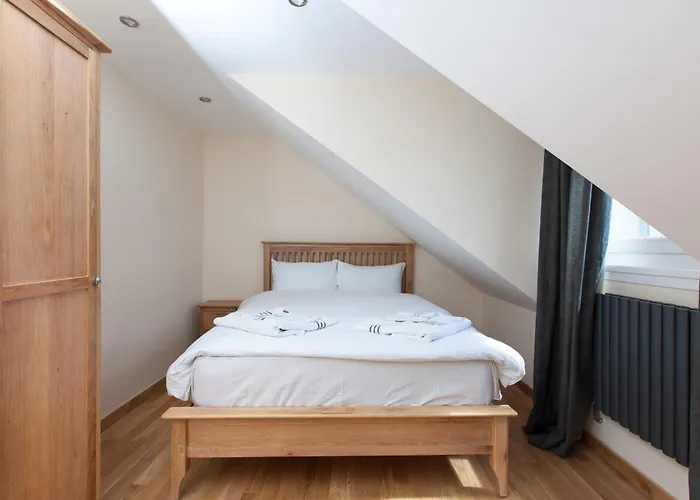 Apartment Luxe Arthurs Seat View Townhouse With Hot Tub *