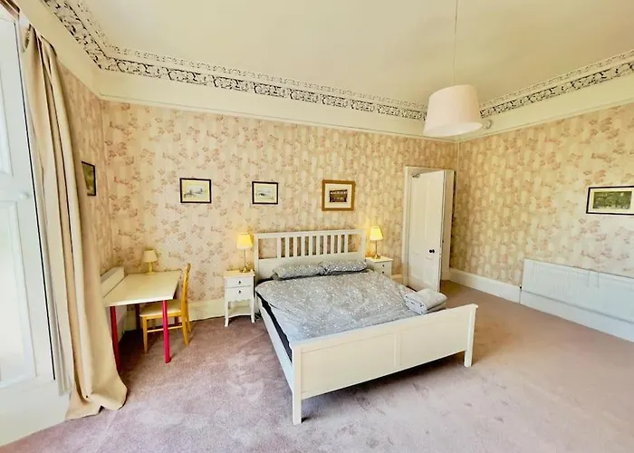 Apartment Lauriston Park *