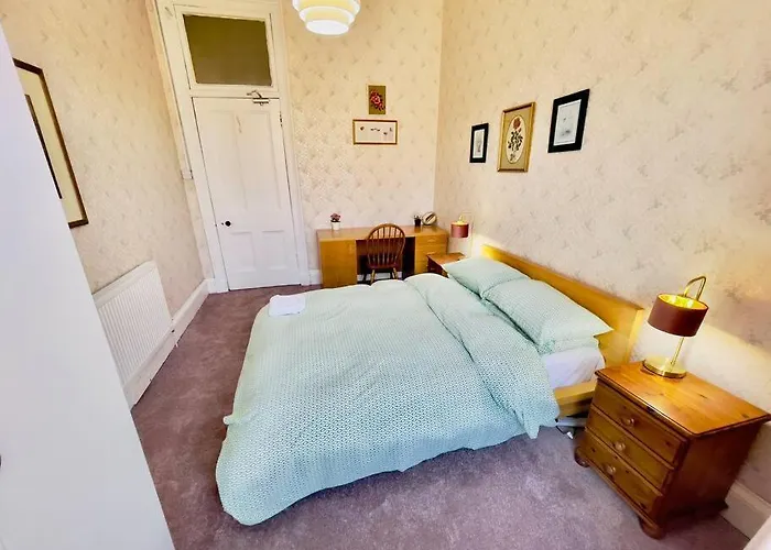 Lauriston Park * Edinburgh