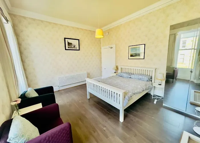 Lauriston Park Apartment Edinburgh