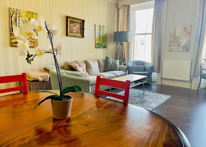 Apartment Lauriston Park *