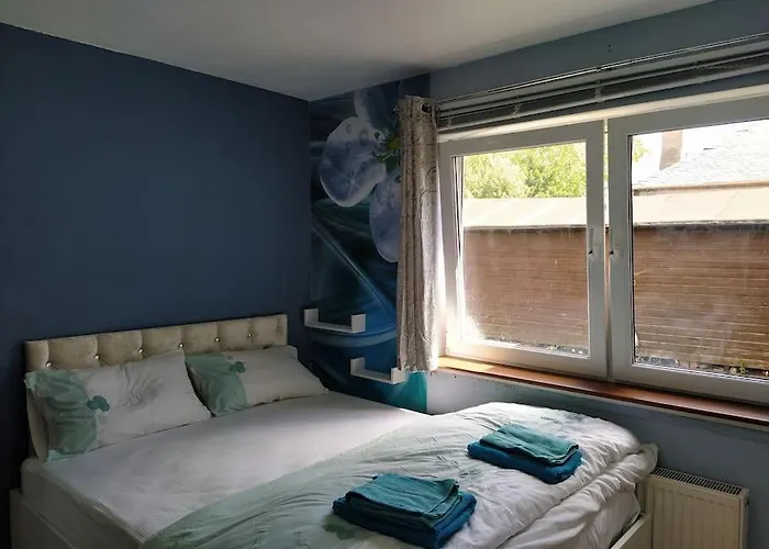 Privatunterkunft Double Ensuite Room, 1-minute Walk To Bus Stop Edinburgh