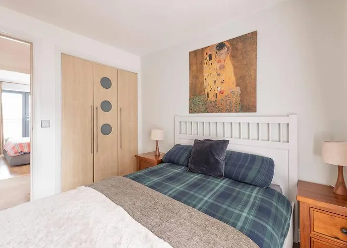 דירה Calming Sea View