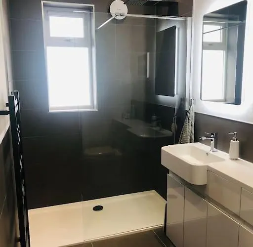 Kaimes Kip: Stylish Five Bedroom *