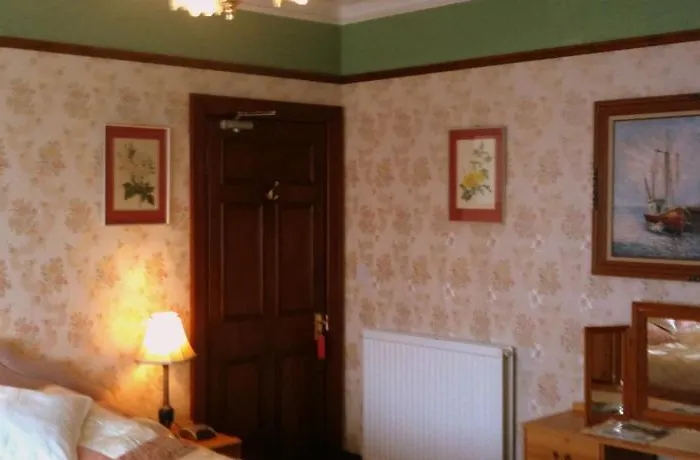 Almond House לינה וארוחת בוקר *