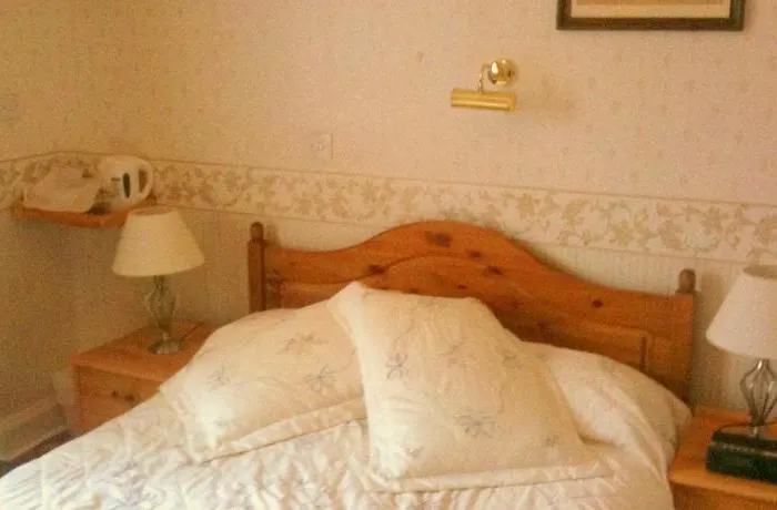 לינה וארוחת בוקר Almond House אדינבורו