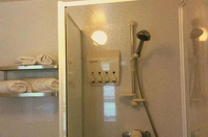 Almond House אדינבורו