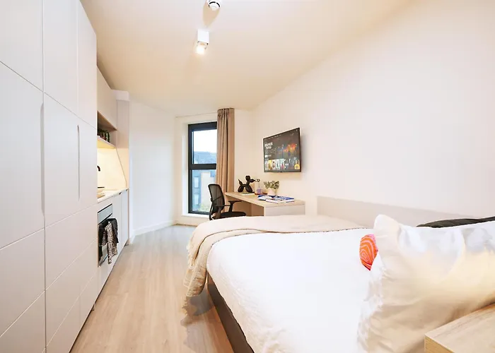 Apartman Joivy At Iona Street - Adults Only