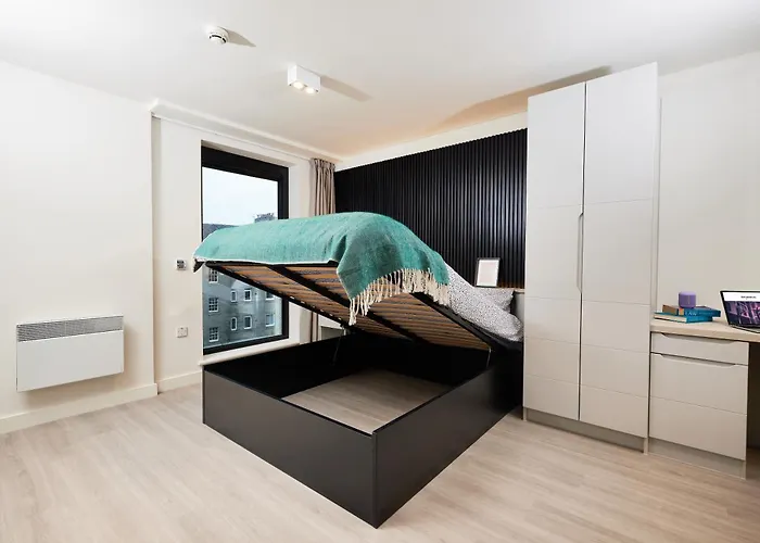 Apartman Joivy At Iona Street - Adults Only *