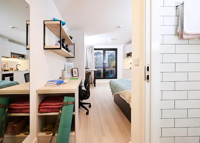 Apartman Joivy At Iona Street - Adults Only