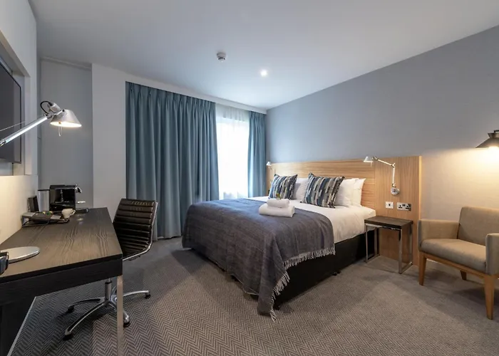 派克斯爱丁堡城市酒店