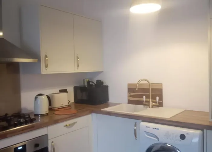 Thorntree Street شقة