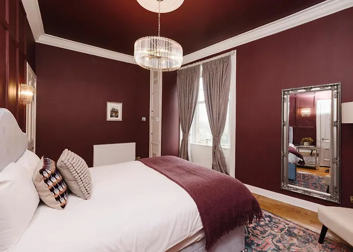 Apartment Joivy Stylish Flat Near Calton Hill Edinburgh