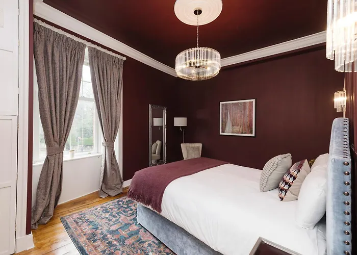 Apartment Joivy Stylish Flat Near Calton Hill Edinburgh