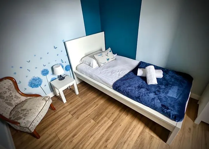 Cosy 2-bedroom House In Leith Lägenhet *