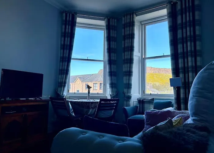 Edinburghs Arthurs Seat View דירה *