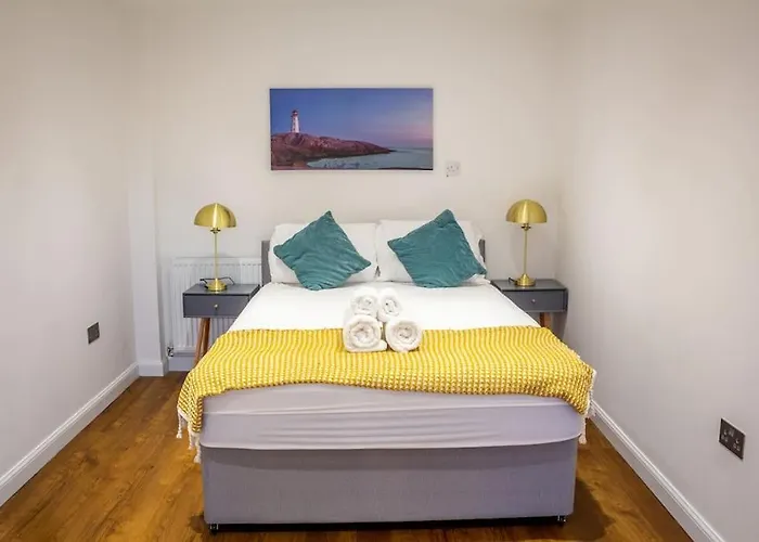 Сasa de vacaciones 4 Bed Complete In Near Airport Edimburgo