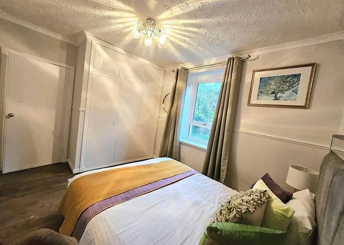 Craigietinny Road Apartment- 3 Beds Апартаменты Эдинбург
