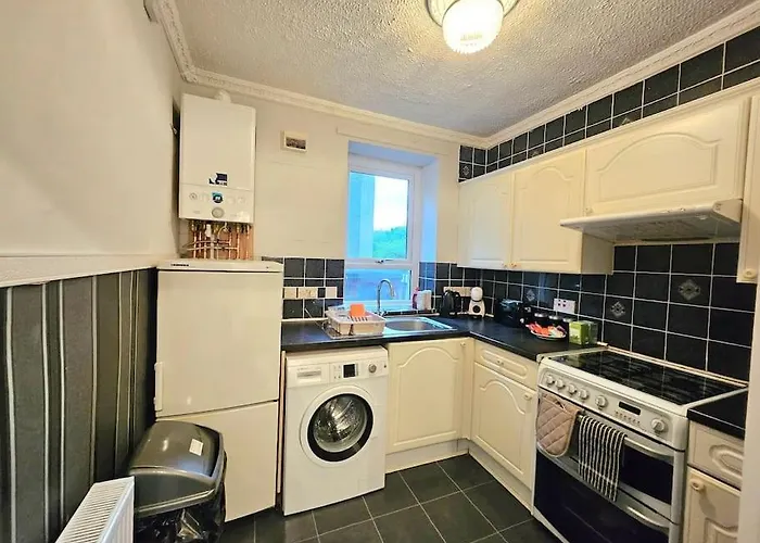 Апартаменты Craigietinny Road Apartment- 3 Beds *
