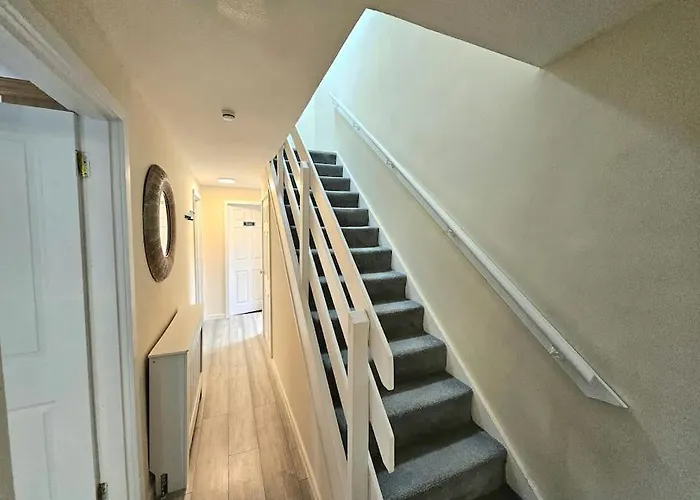 4 Bed House With 6 Beds * Edimburgo