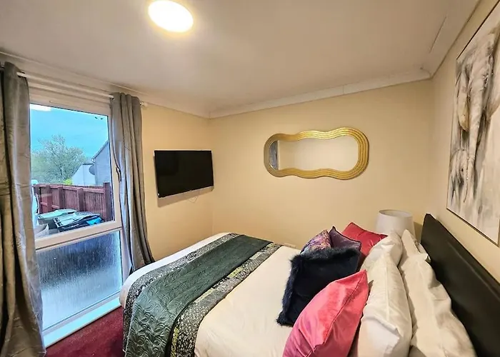 4 Bed House With 6 Beds * Edimburgo