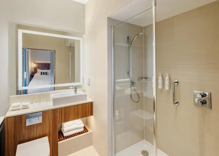 爱丁堡万豪万怡酒店 酒店