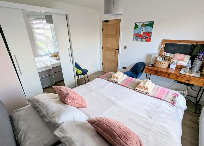 منزل للإقامة Cosy Guest In A Family With Private Bathroom And Free Parking