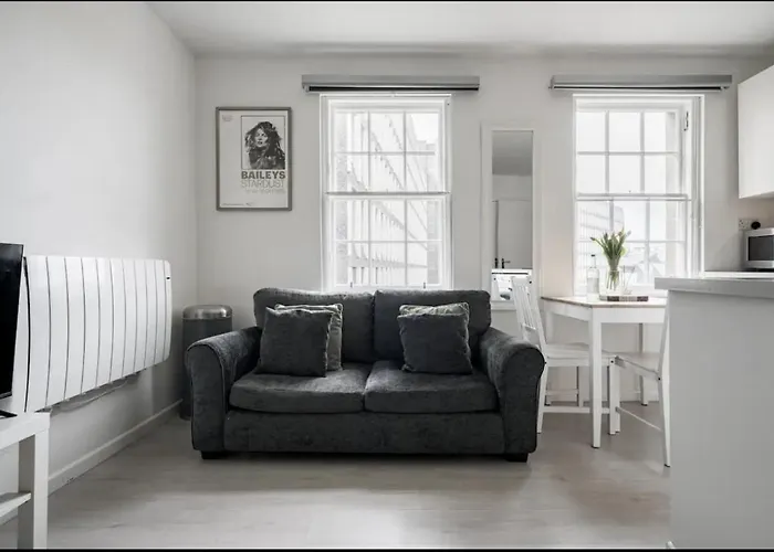 Castle G1 Apartment Edinburgh