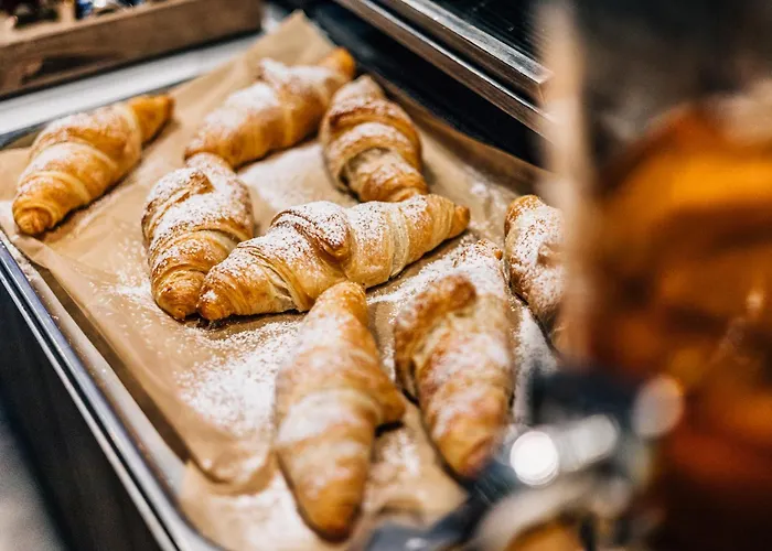 Otel Stay Central Hotel 3*