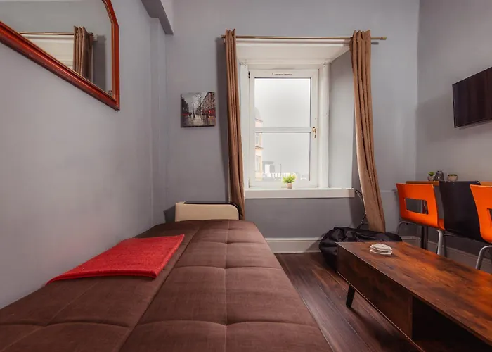 Warm 1 Bed By Holyrood Palace And Park! Apartment *