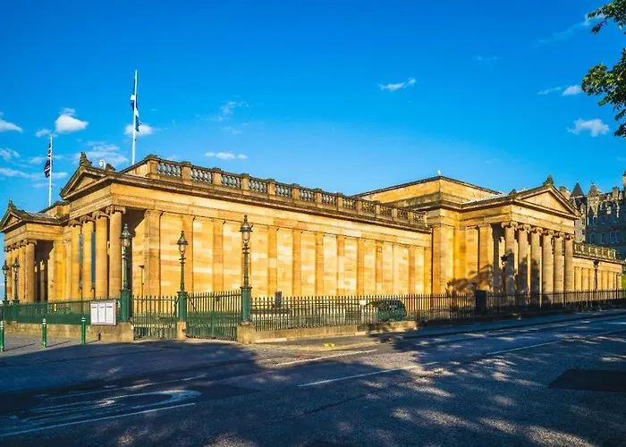 Hotel Travelodge Queen Street Edynburg