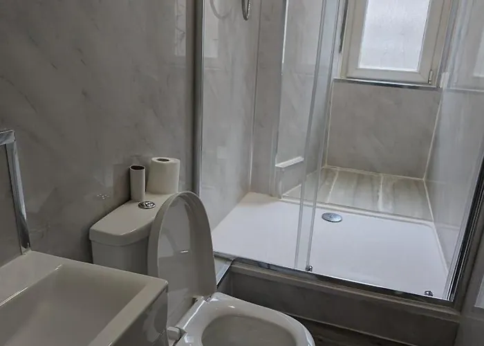 منزل للإقامة Friends Family Center