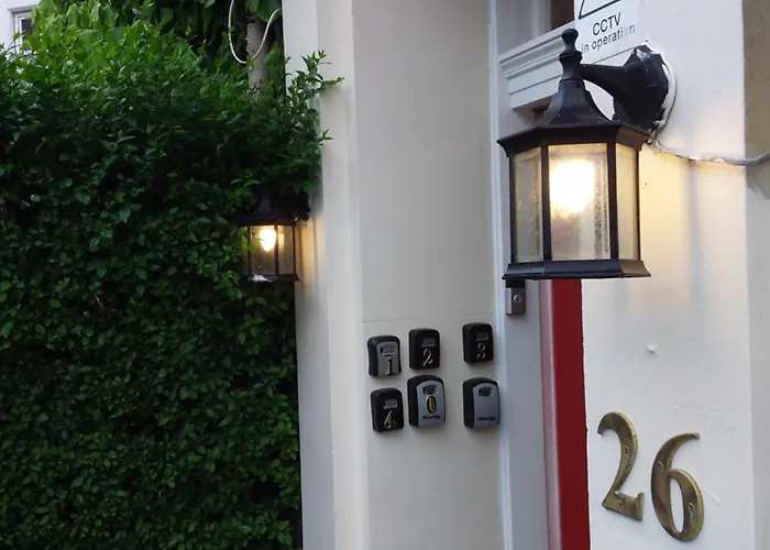 Ivy- Braveheart Guest house 3*