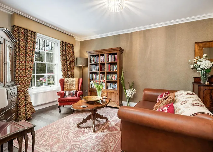 דירה Number 10 *