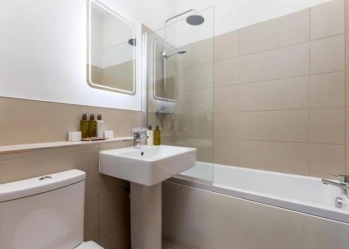28 York Place 3* إدنبرة