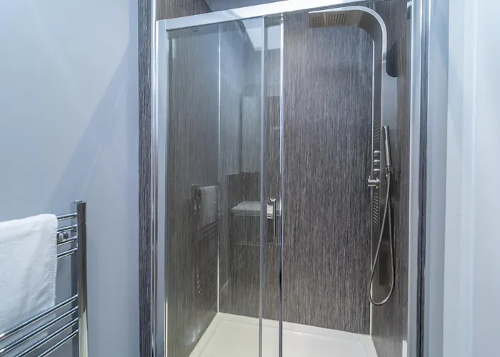 Beautiful Spacious Victorian Town House * Edinburgh