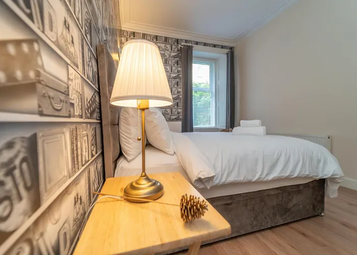 Beautiful Spacious Victorian Town House Appartement