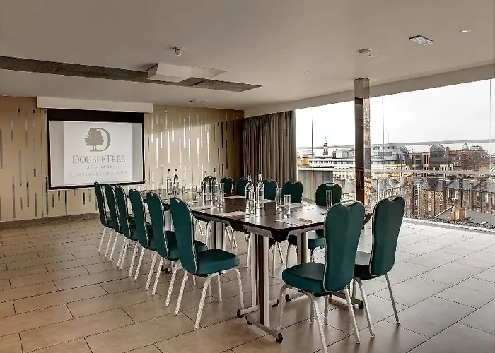 Doubletree By Hilton Centre Hotel 4*